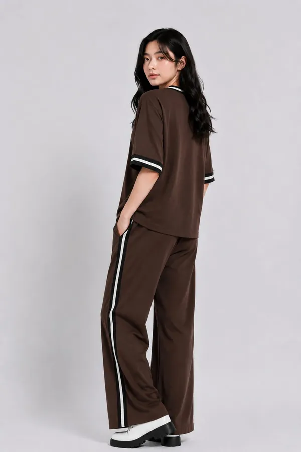 Premium_Women's_Brown_Oversized_Co-Ord_Set_|_V-Neck_T-Shirt_&_Wide_Leg_Pants