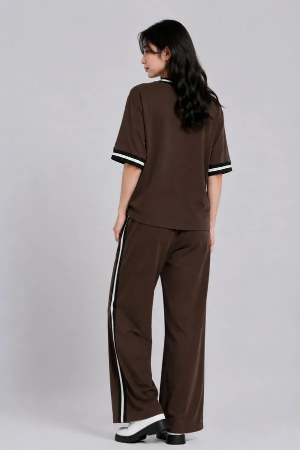 Premium_Women's_Brown_Oversized_Co-Ord_Set_|_V-Neck_T-Shirt_&_Wide_Leg_Pants