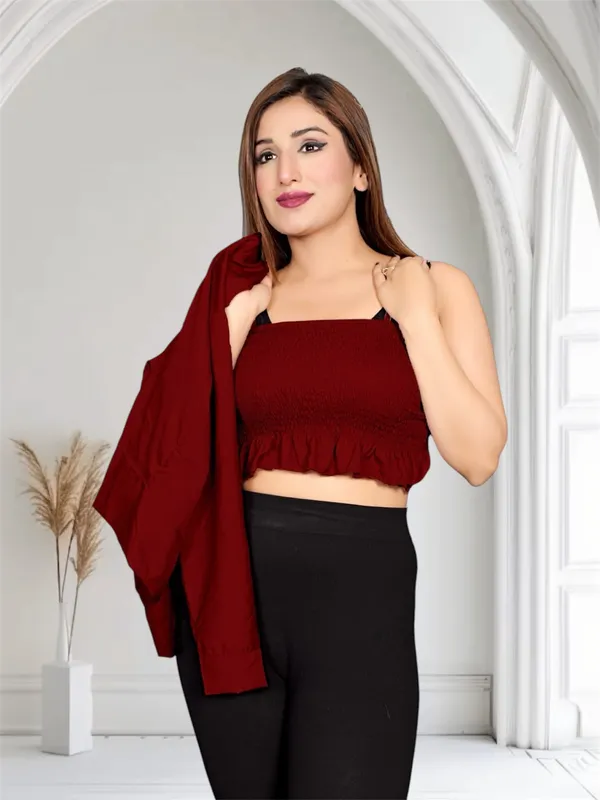Maroon_Crop_Jacket_With_Front_Zip_And_Collared_Design