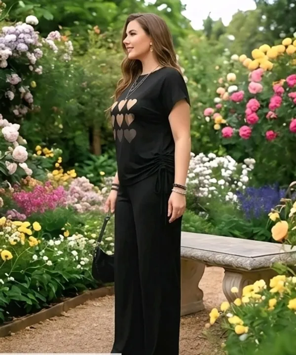 Women_Black_Two-Piece_Set_With_Heart_Print_-_Top_&_Pants_Combo