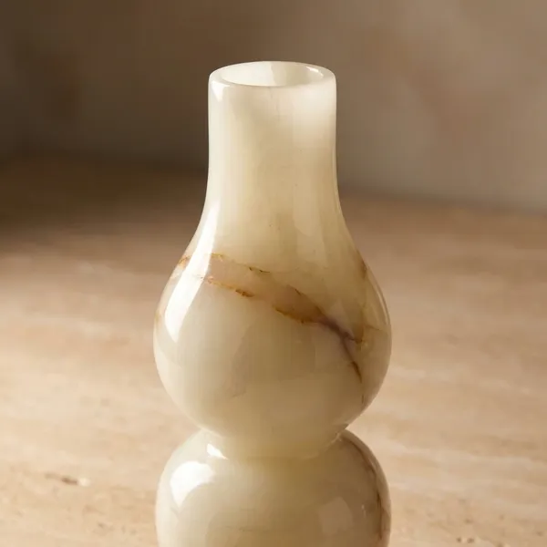 White_Jade_Gourd_Bottle_Vase_Traditional_Chinese_Decorative_Ornament
