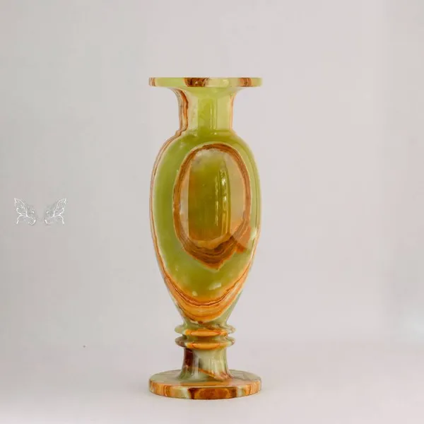 Decorative_Amber_And_Green_Glass_Vase_With_Oval_Design