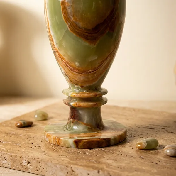 Decorative_Amber_And_Green_Glass_Vase_With_Oval_Design