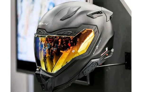 Matte_Black_Full-Face_Motorcycle_Helmet_With_Iridium_Gold_Visor