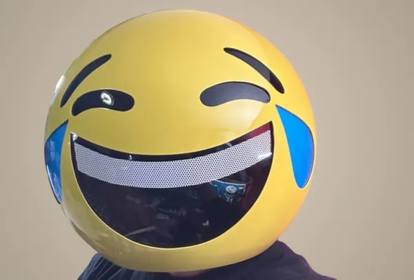 Laughing_Emoji_Mascot_Costume_-_Full_Body_Yellow_Smiley_Face_Character_Suit