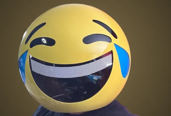 Laughing_Emoji_Mascot_Costume_-_Full_Body_Yellow_Smiley_Face_Character_Suit