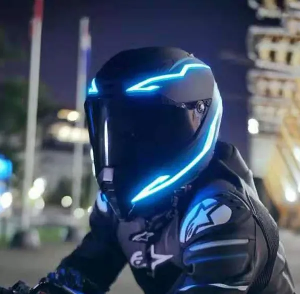 Led_Light-Up_Motorcycle_Helmet_With_Glowing_Visor