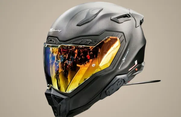 Matte_Black_Full-Face_Motorcycle_Helmet_With_Iridium_Gold_Visor