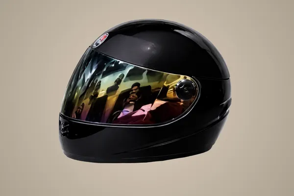 Full_Face_Motorcycle_Helmet_With_Iridium_Rainbow_Visor_-_Glossy_Black