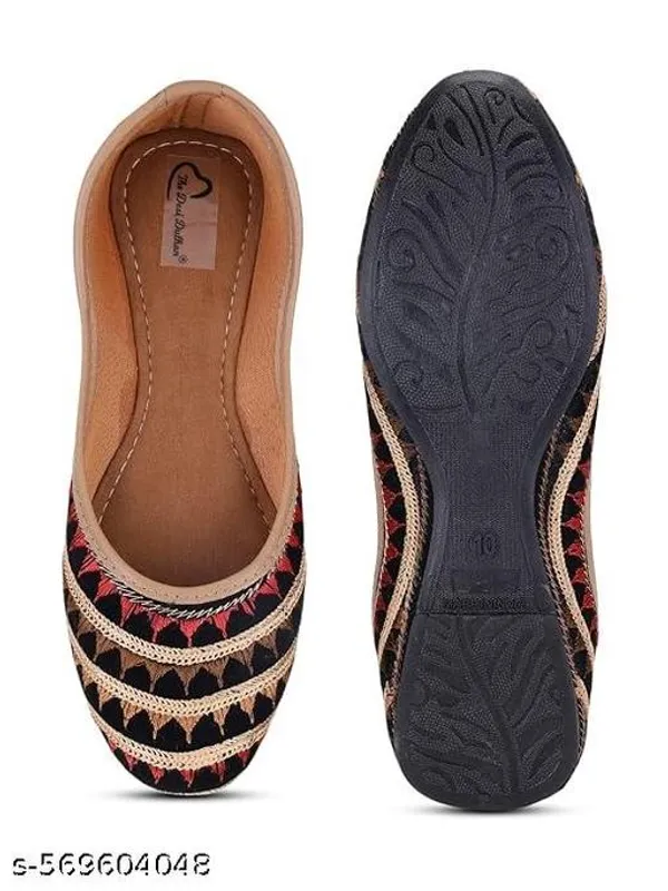 Black_Synthetic_Leather_Jutti_For_Women