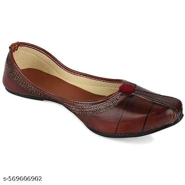 Black_Synthetic_Leather_Jutti_For_Women