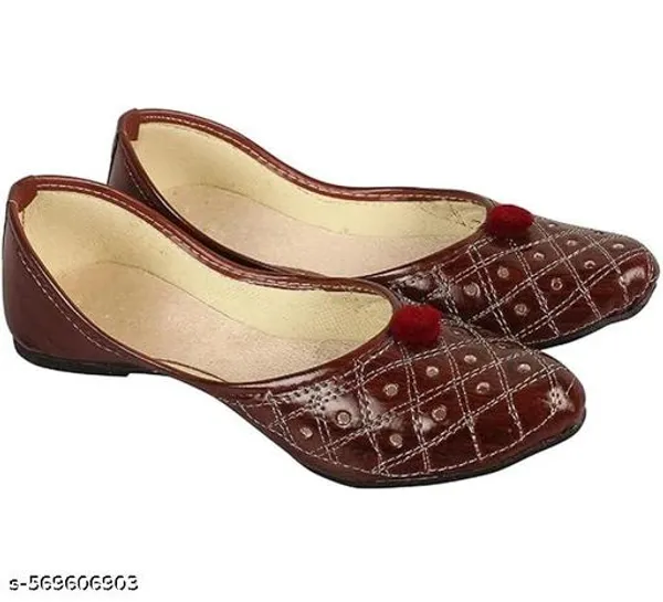 Black_Synthetic_Leather_Jutti_For_Women