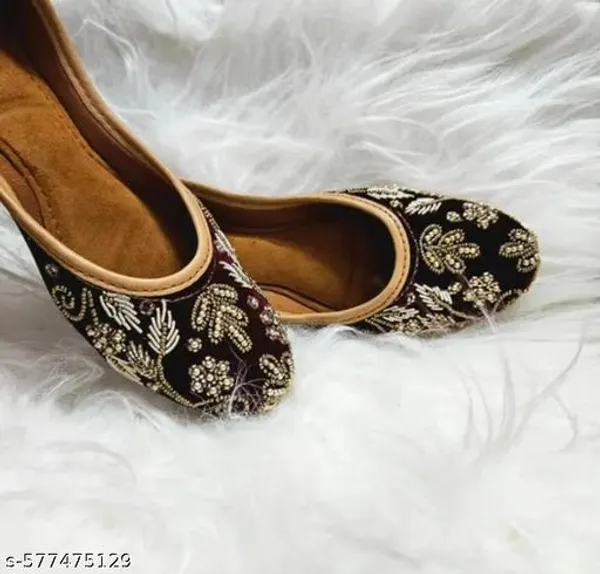 Maroon_Synthetic_Leather_Jutti_For_Women