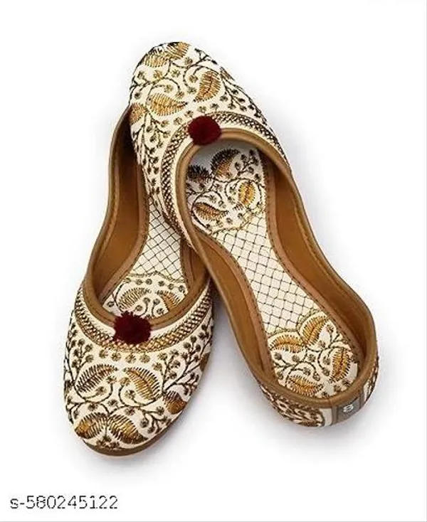 White_Synthetic_Leather_Jutti_For_Women