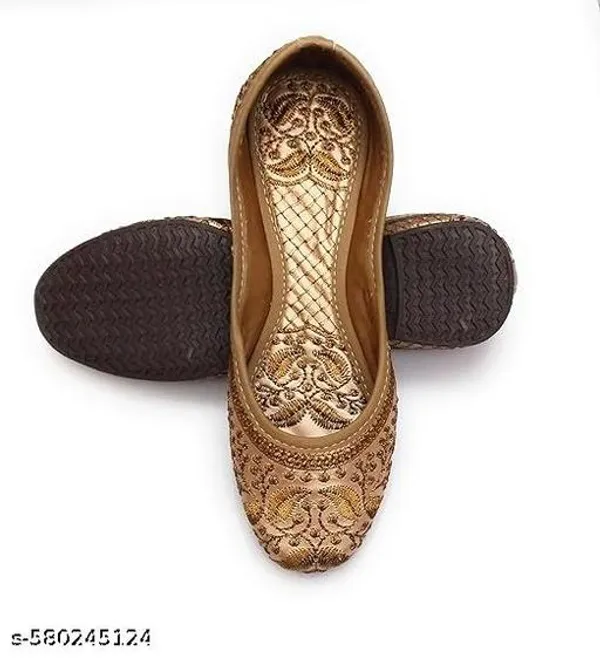 Golden_Synthetic_Leather_Jutti_For_Women