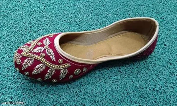 Maroon_Synthetic_Leather_Jutti_For_Women
