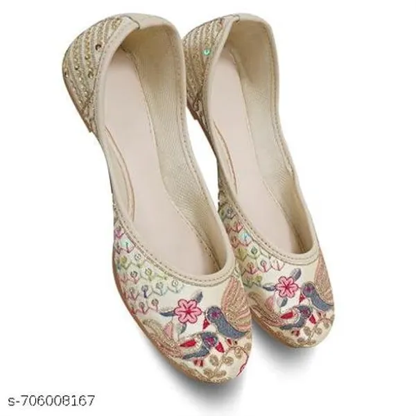 Cream_Synthetic_Leather_Jutti_For_Women