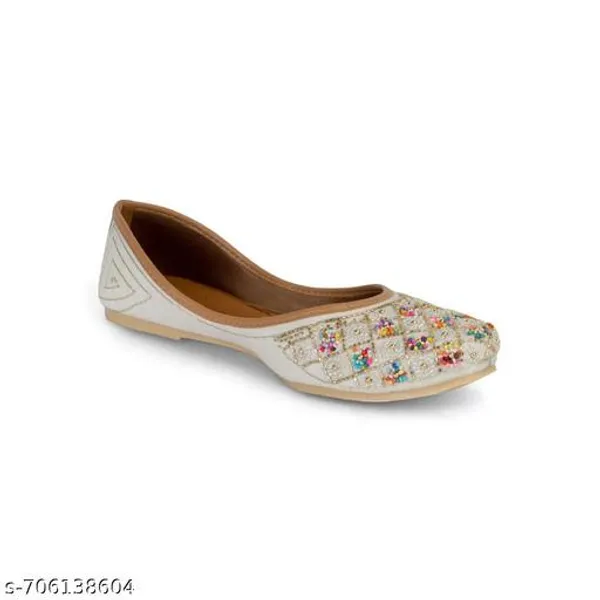 Cream_Synthetic_Leather_Jutti_For_Women