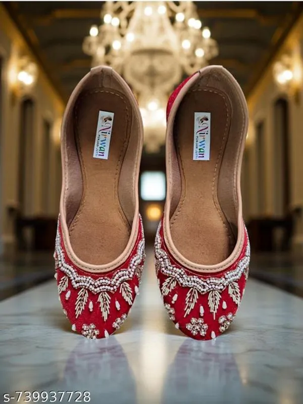 Red_Synthetic_Leather_Jutti_For_Women