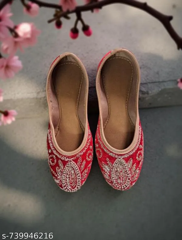 Red_Synthetic_Leather_Jutti_For_Women