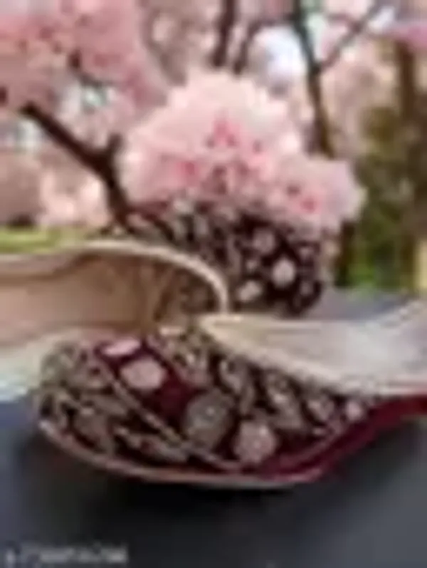 Maroon_Synthetic_Leather_Jutti_For_Women