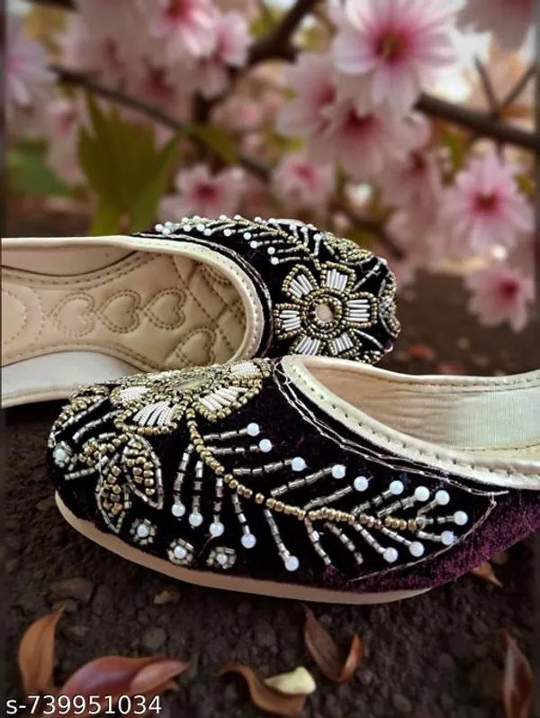 Purple_Synthetic_Leather_Jutti_For_Women