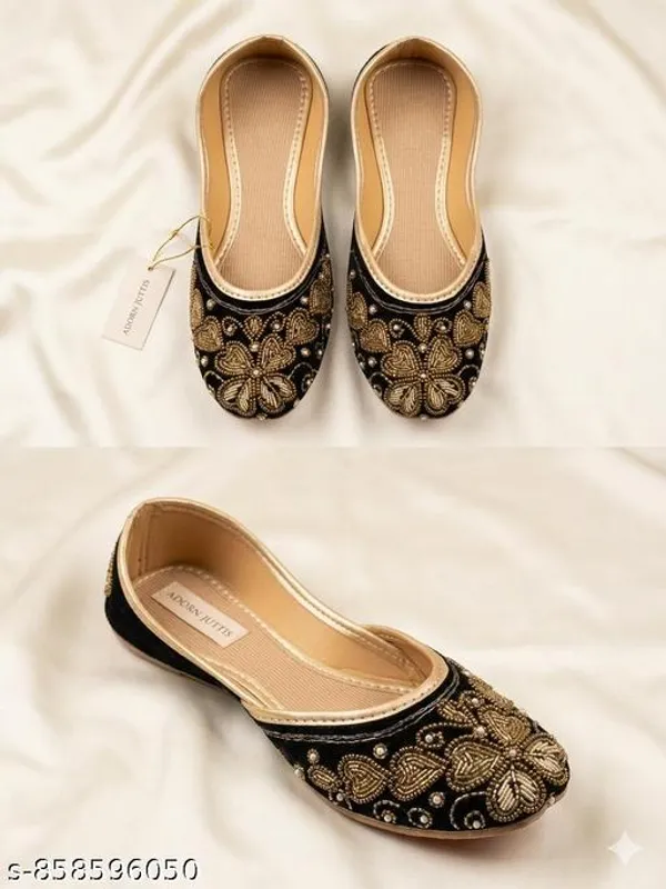 Black_Synthetic_Leather_Jutti_For_Women