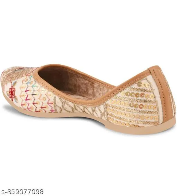 White_Synthetic_Leather_Jutti_For_Women