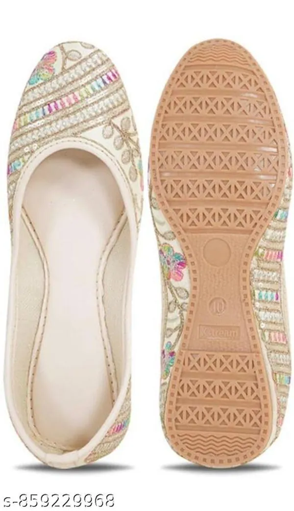 White_Synthetic_Leather_Jutti_For_Women