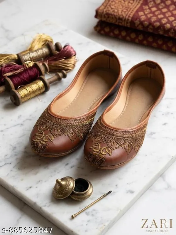 Brown_Synthetic_Leather_Jutti_For_Women