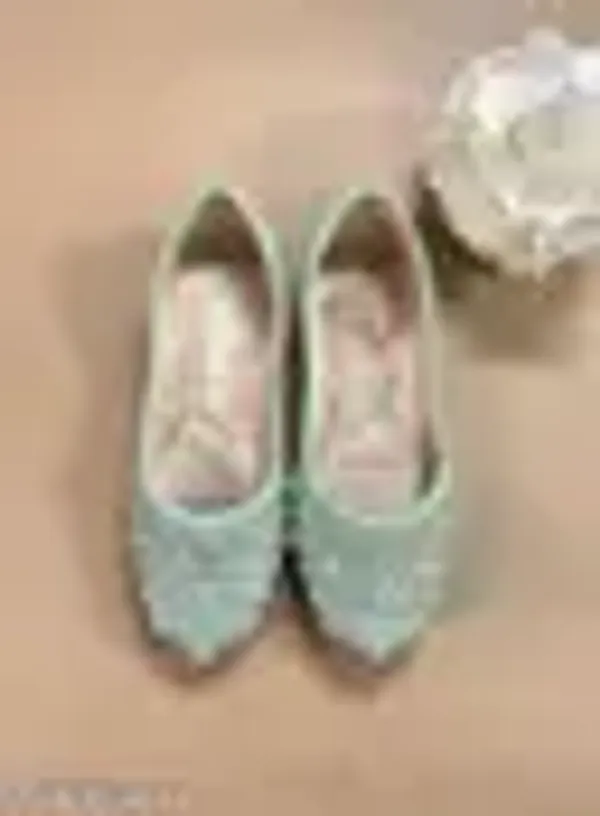 Mint_Green_Synthetic_Leather_Jutti_For_Women