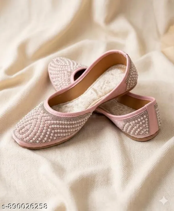 Pink_Synthetic_Leather_Jutti_For_Women