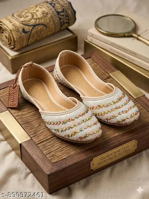 White_Synthetic_Leather_Jutti_For_Women