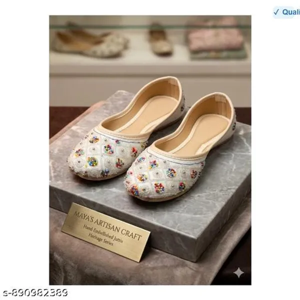 White_Synthetic_Leather_Jutti_For_Women