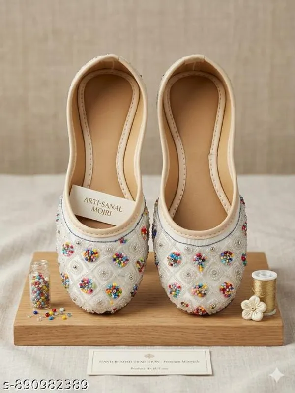 White_Synthetic_Leather_Jutti_For_Women