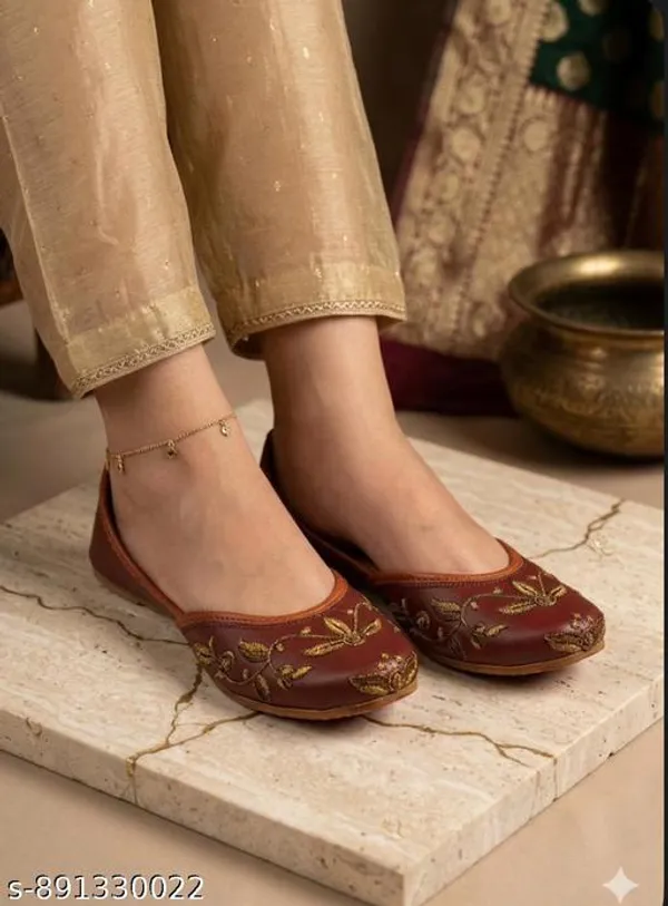 Brown_Synthetic_Leather_Jutti_For_Women