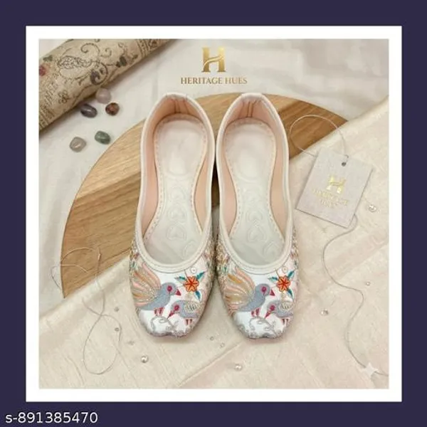 White_Synthetic_Leather_Jutti_For_Women