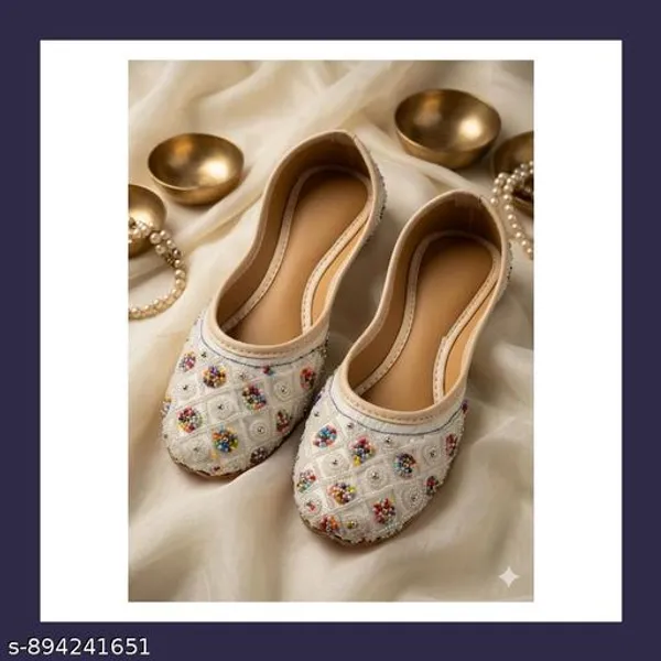 White_Synthetic_Leather_Jutti_For_Women