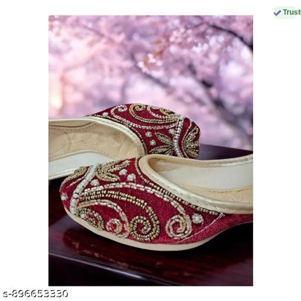 Maroon_Synthetic_Leather_Jutti_For_Women