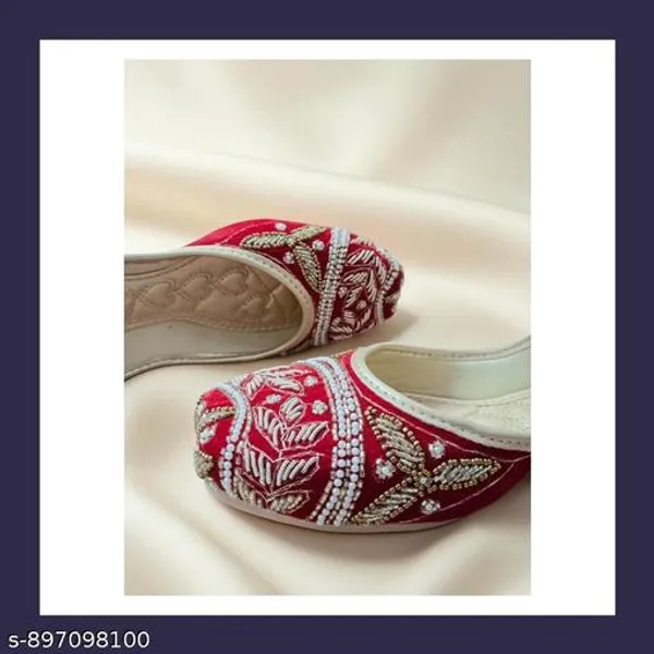 Red_Synthetic_Leather_Jutti_For_Women