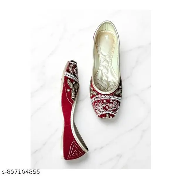 Red_Synthetic_Leather_Jutti_For_Women