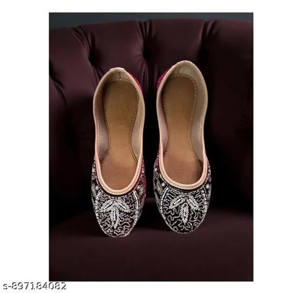 Maroon_Synthetic_Leather_Jutti_For_Women