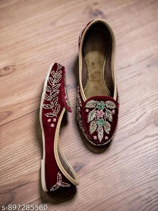 Maroon_Synthetic_Leather_Jutti_For_Women