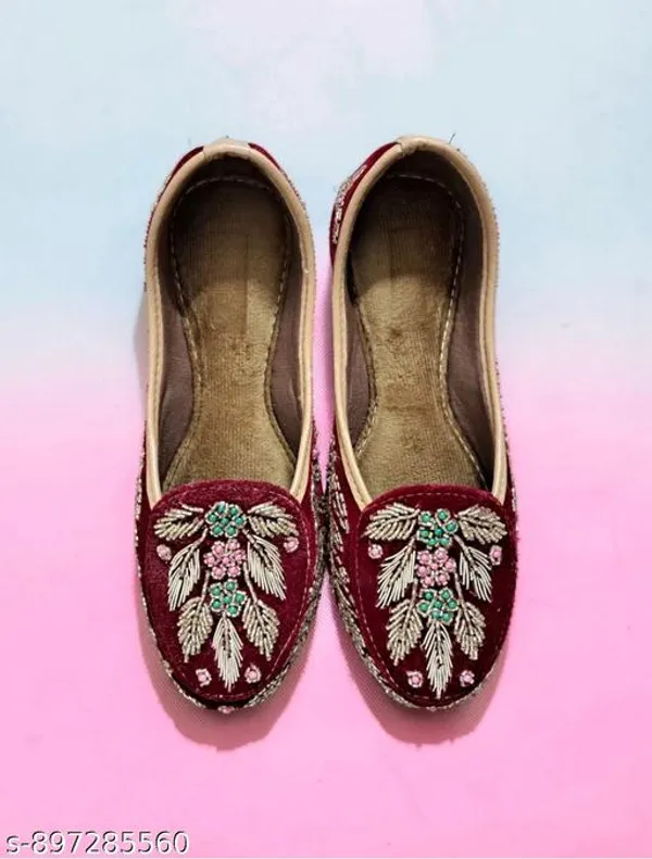 Maroon_Synthetic_Leather_Jutti_For_Women