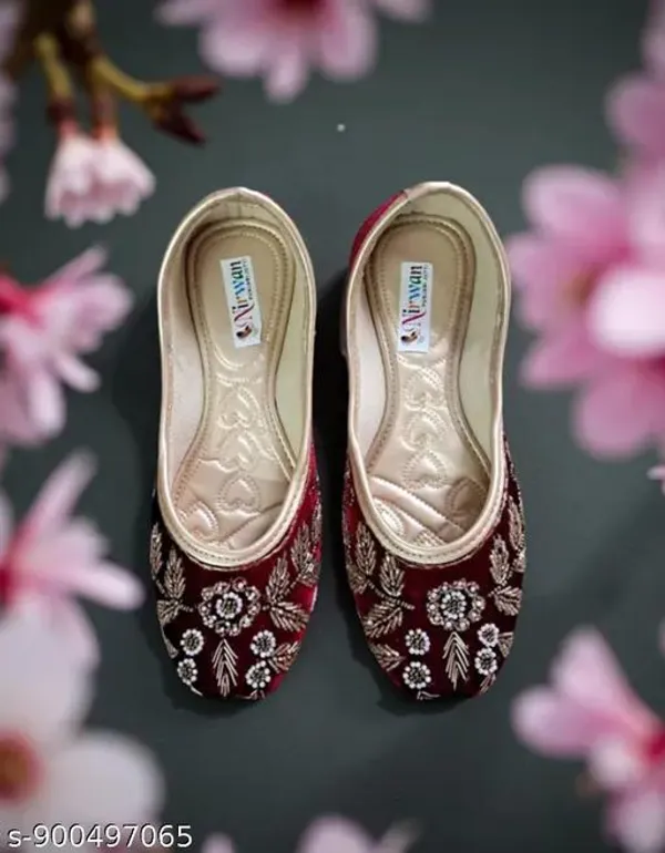 Maroon_Synthetic_Leather_Jutti_For_Women