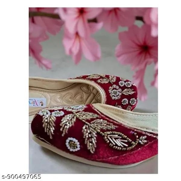 Maroon_Synthetic_Leather_Jutti_For_Women