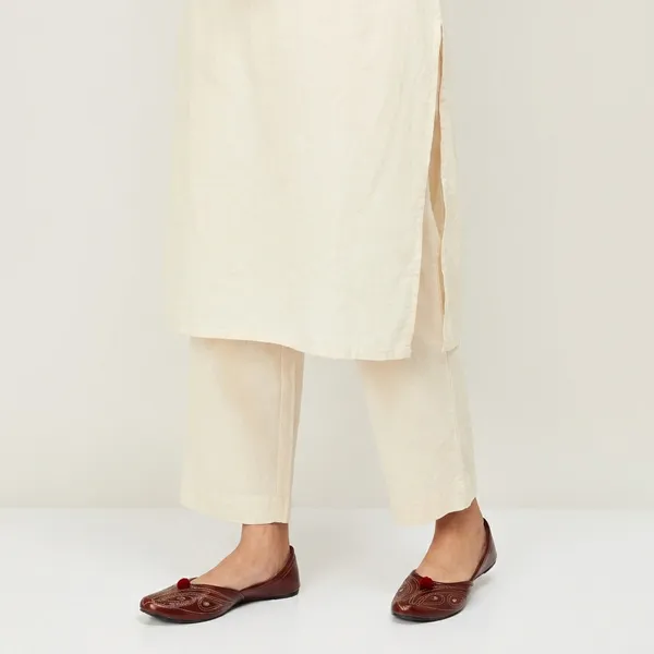Maroon_Synthetic_Leather_Jutti_For_Women