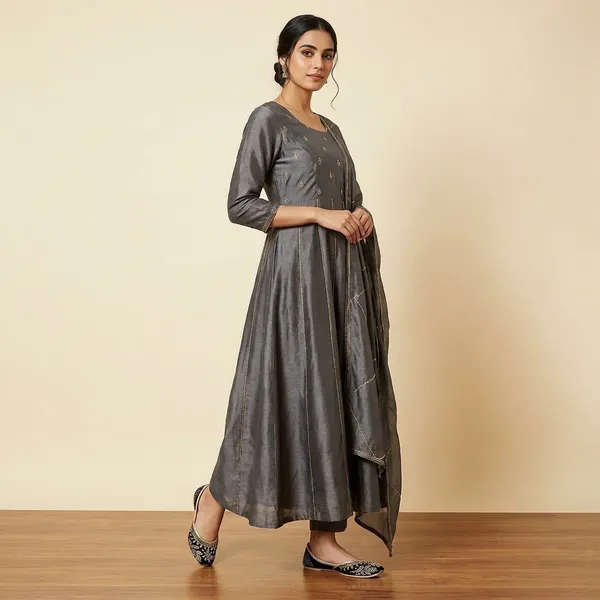 Black_Synthetic_Leather_Jutti_For_Women