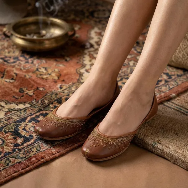 Brown_Synthetic_Leather_Jutti_For_Women