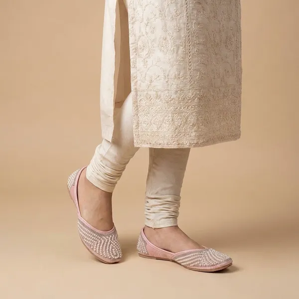 Pink_Synthetic_Leather_Jutti_For_Women